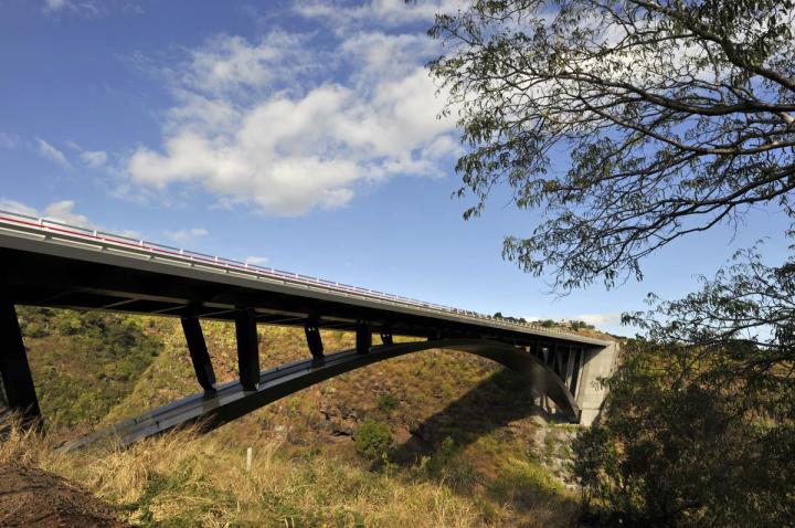 Un service d’assistance et de suivi de travaux de structure métallique à La Réunion