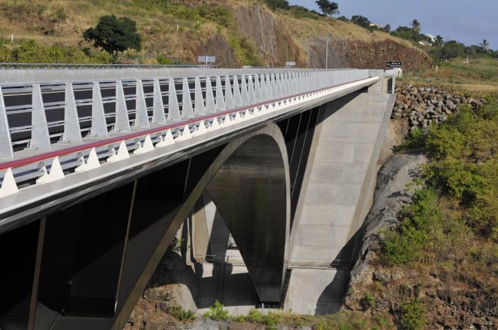 Inspection et suivi réglementaire de structure métallique La Réunion