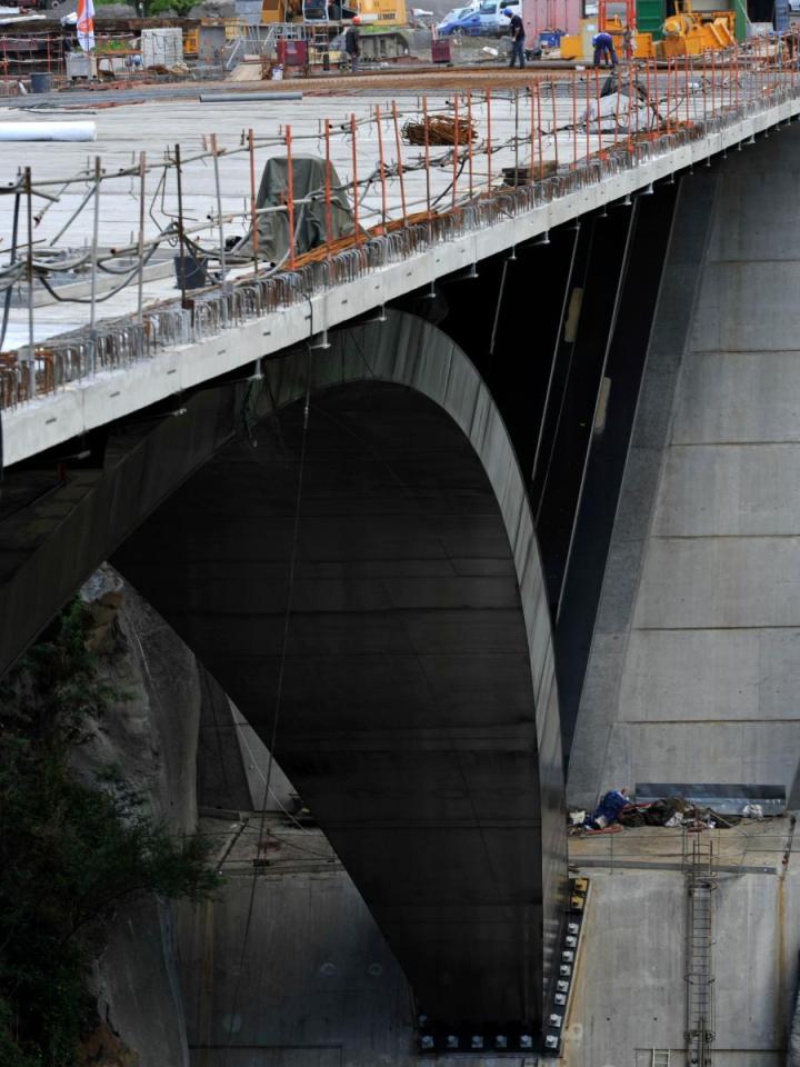 Une expertise solide en contrôle extérieur de structures métalliques à La Réunion