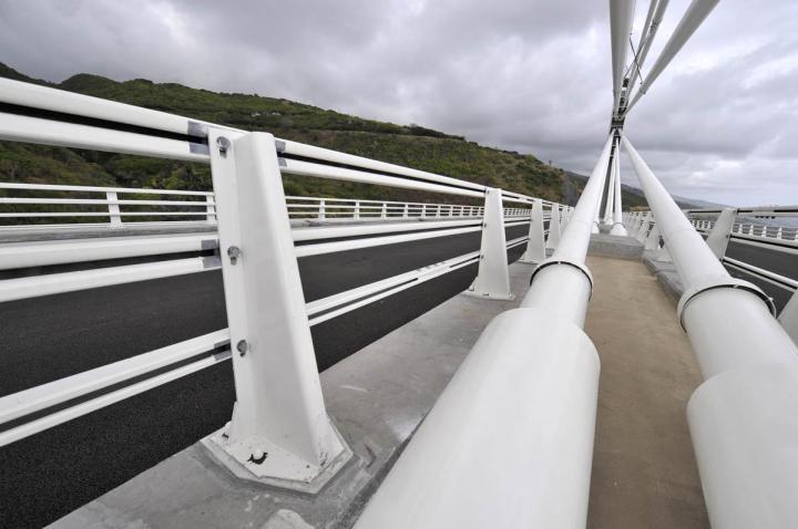 Expertise et contrôle extérieur de structure métallique La Réunion