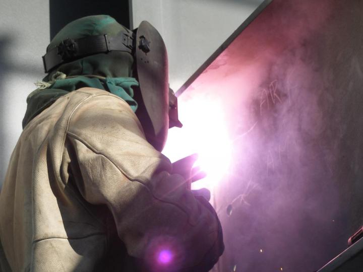 Expertise et contrôle extérieur de structure métallique La Réunion