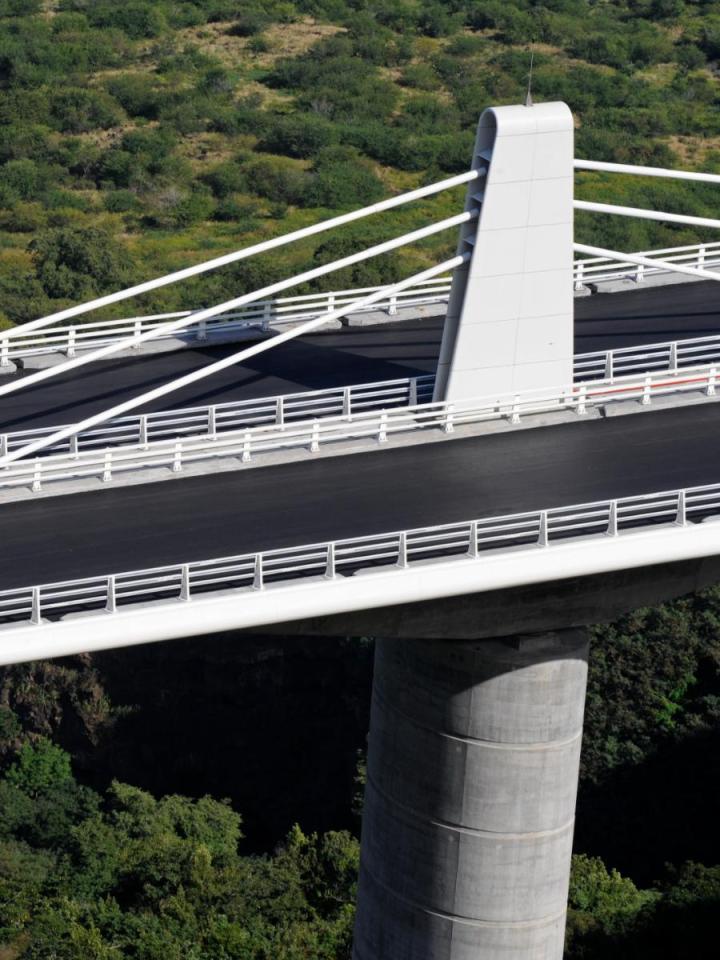 Un service d’assistance et de suivi de travaux de structure métallique à La Réunion